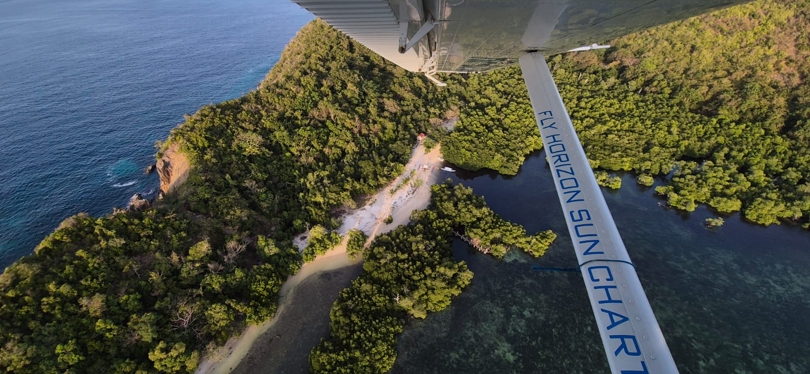 Private seaplane expedition Palawan